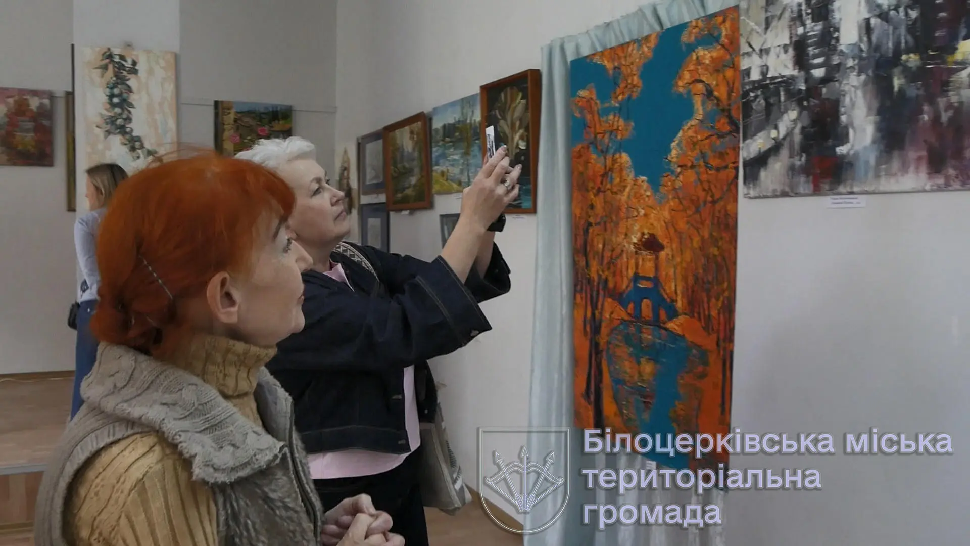 Осінь у барвах мистецтва: у Білій Церкві відкрили виставку «Поліфонія осені»